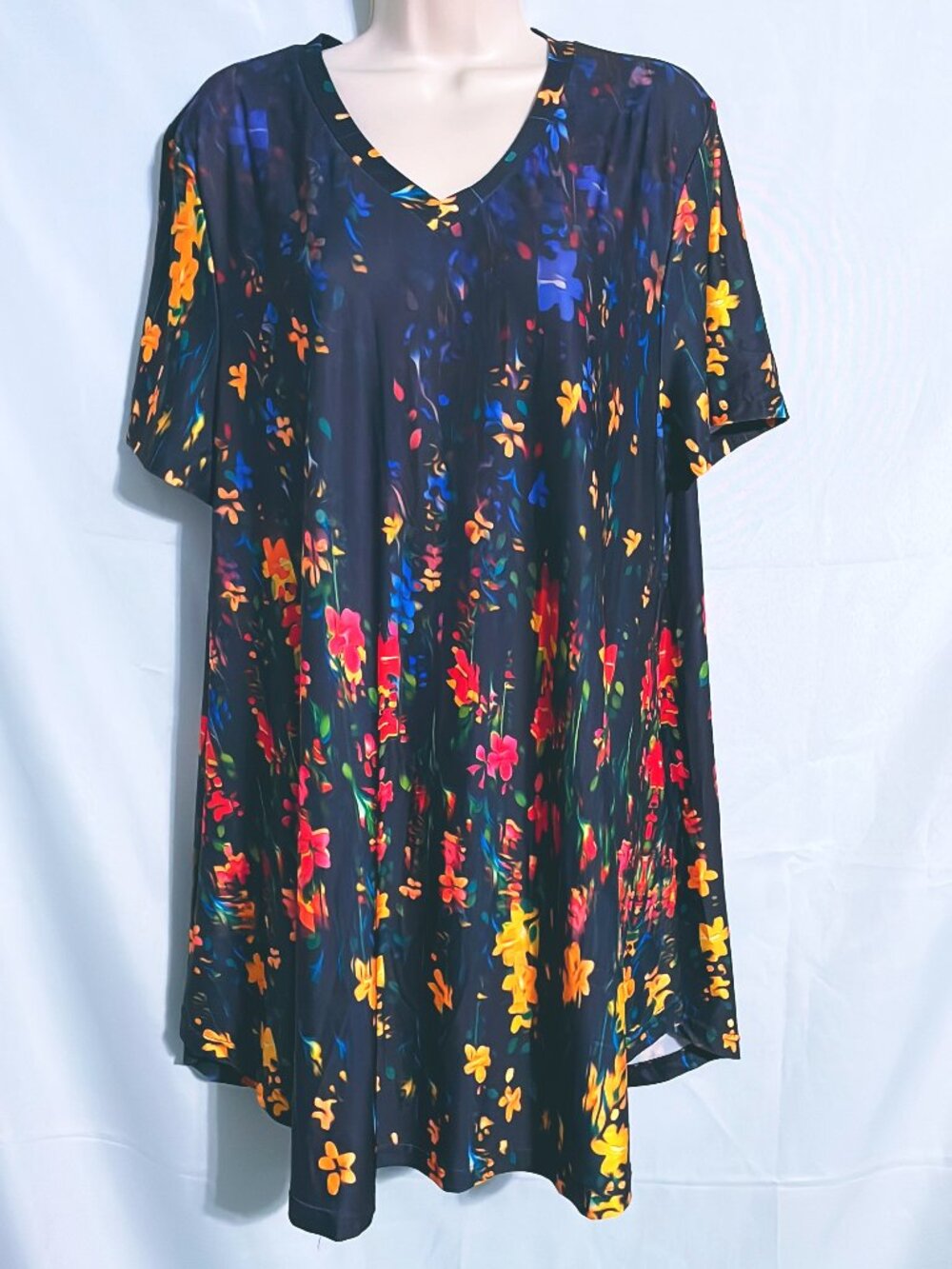 Lily By Firmiana Cute Floral Tunic Size 2XL